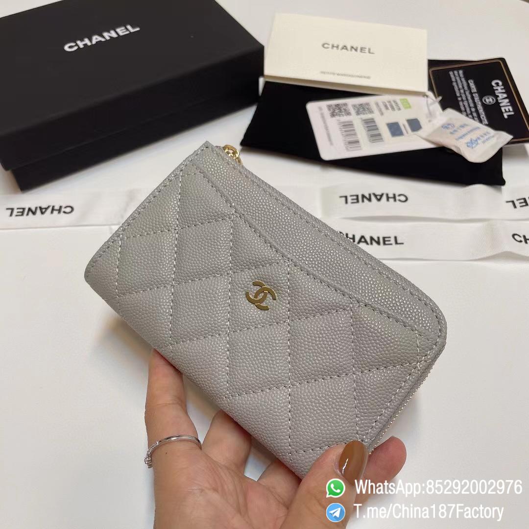 187 Factory Bags Chanel Classic Zipped Coin Purse with Card Slots Pearl Gray Grained Shiny Lambskin Gold Tone Metal 02 187 Factory Bags Chanel Classic Zipped Coin Purse with Card Slots Pearl Gray Grained Shiny Lambskin Gold Tone Metal 02