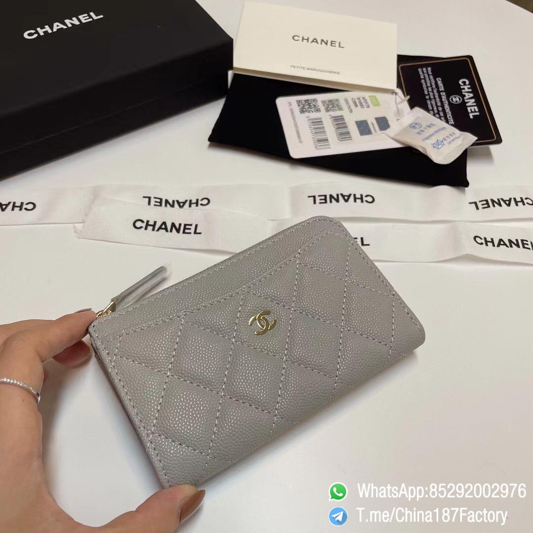 187 Factory Bags Chanel Classic Zipped Coin Purse with Card Slots Pearl Gray Grained Shiny Lambskin Gold Tone Metal 03 187 Factory Bags Chanel Classic Zipped Coin Purse with Card Slots Pearl Gray Grained Shiny Lambskin Gold Tone Metal 03