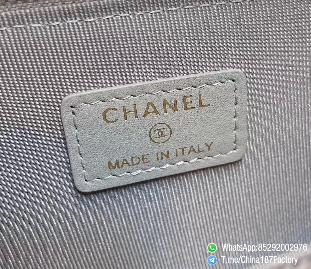 187 Factory Bags Chanel Classic Zipped Coin Purse with Card Slots Pearl Gray Grained Shiny Lambskin Gold Tone Metal 09 187 Factory Bags Chanel Classic Zipped Coin Purse with Card Slots Pearl Gray Grained Shiny Lambskin Gold Tone Metal 09