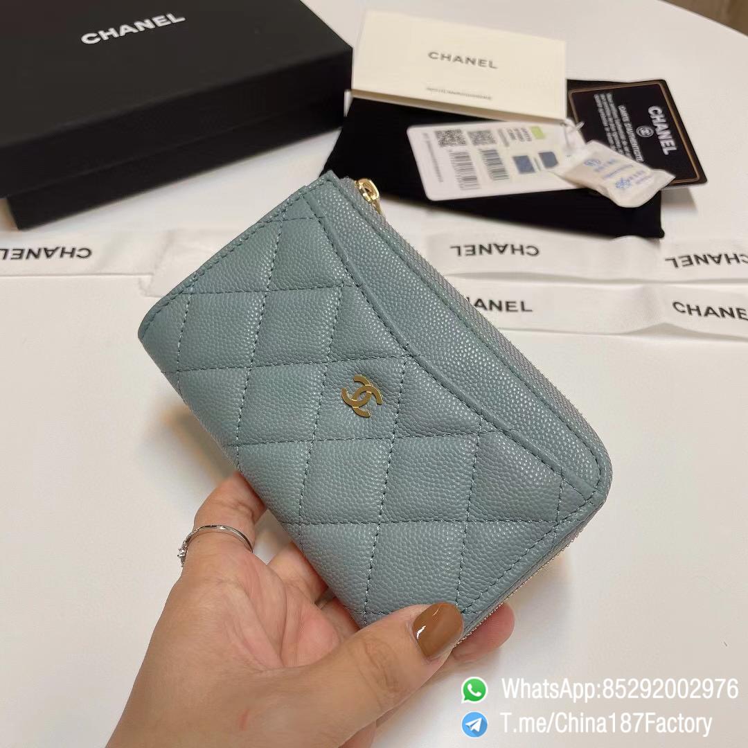 187 Factory Bags Chanel Classic Zipped Coin Purse with Card Slots Vert Blue Grained Shiny Lambskin Gold Tone Metal 02 187 Factory Bags Chanel Classic Zipped Coin Purse with Card Slots Vert Blue Grained Shiny Lambskin Gold Tone Metal 02