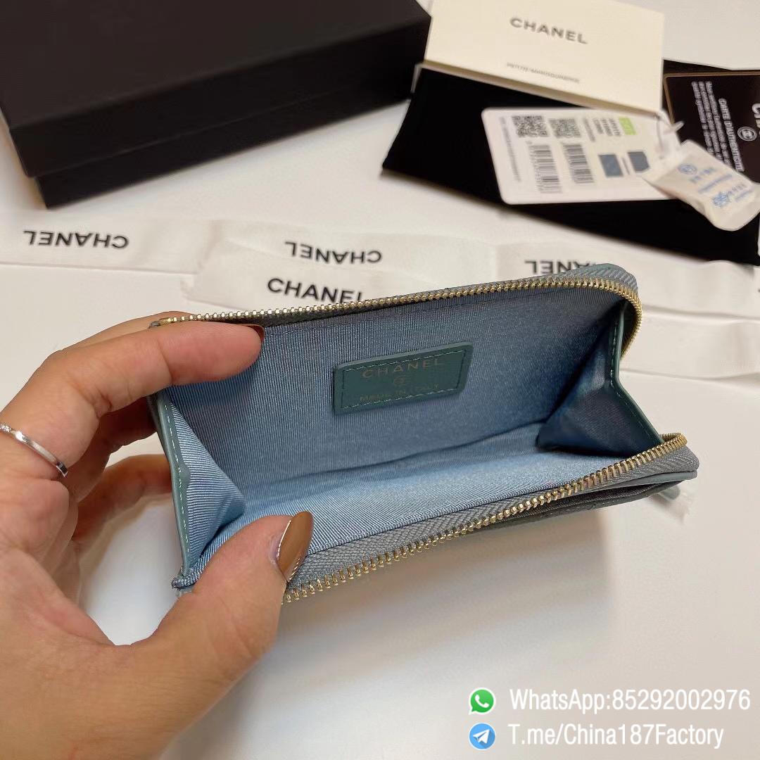 187 Factory Bags Chanel Classic Zipped Coin Purse with Card Slots Vert Blue Grained Shiny Lambskin Gold Tone Metal 08 187 Factory Bags Chanel Classic Zipped Coin Purse with Card Slots Vert Blue Grained Shiny Lambskin Gold Tone Metal 08