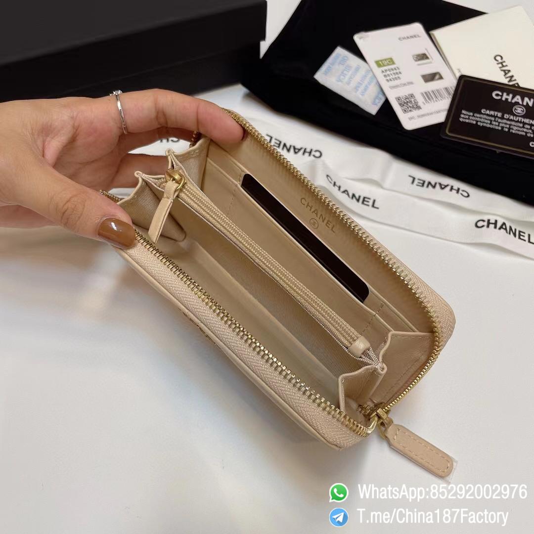 187 Factory Middle Chanel 19 Zipped Wallet Beige Shiny Lambskin Gold Tone Metal 07 187 Factory Middle Chanel 19 Zipped Wallet Beige Shiny Lambskin Gold Tone Metal 07
