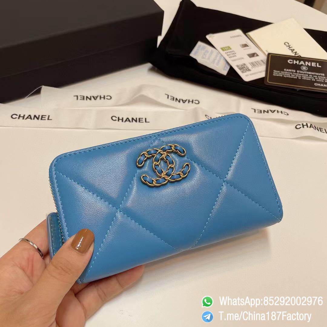 187 Factory Middle Chanel 19 Zipped Wallet Blue Shiny Lambskin Gold Tone Metal 01 187 Factory Middle Chanel 19 Zipped Wallet Blue Shiny Lambskin Gold Tone Metal 01