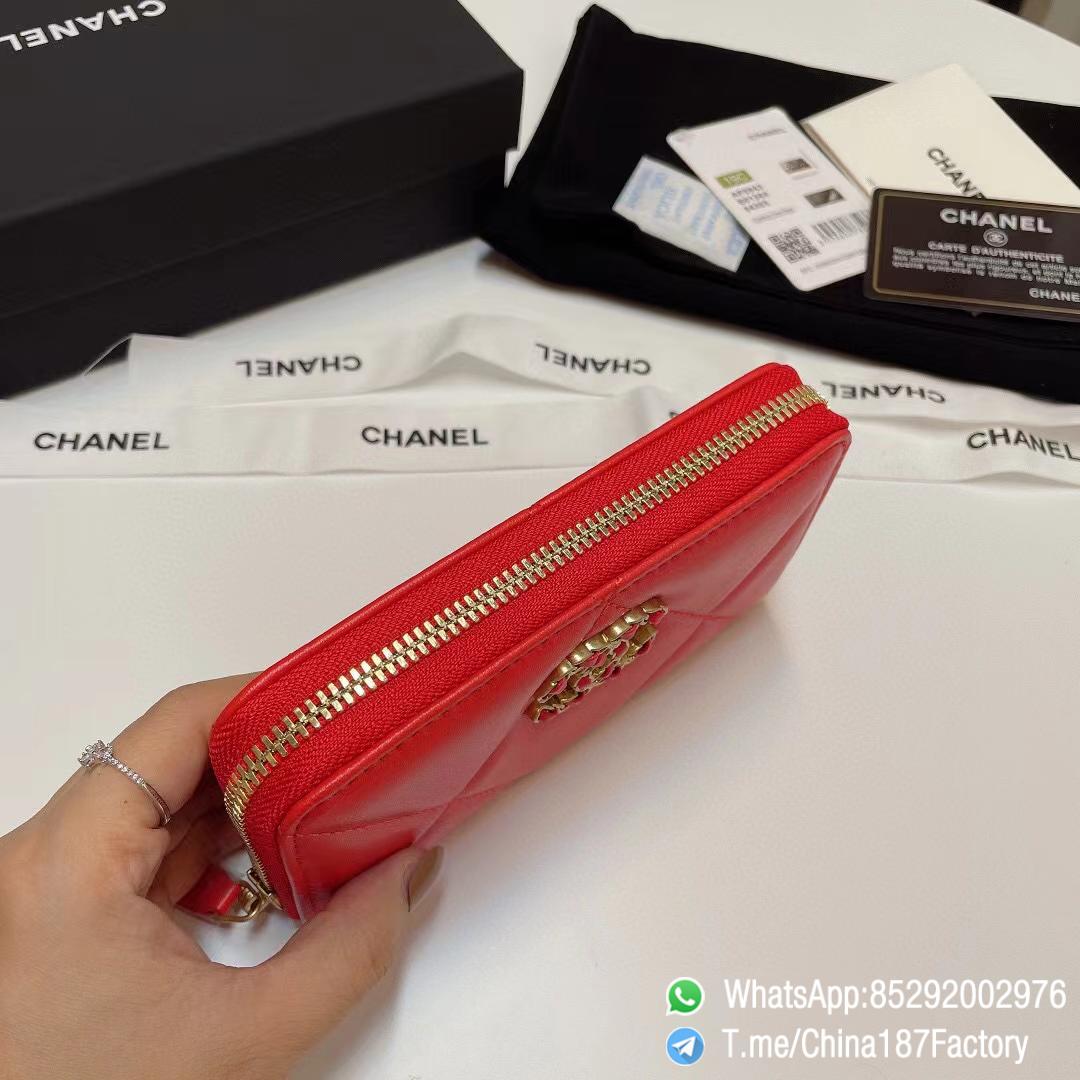 187 Factory Middle Chanel 19 Zipped Wallet Bright Red Shiny Lambskin Gold Tone Metal 05 187 Factory Middle Chanel 19 Zipped Wallet Bright Red Shiny Lambskin Gold Tone Metal 05