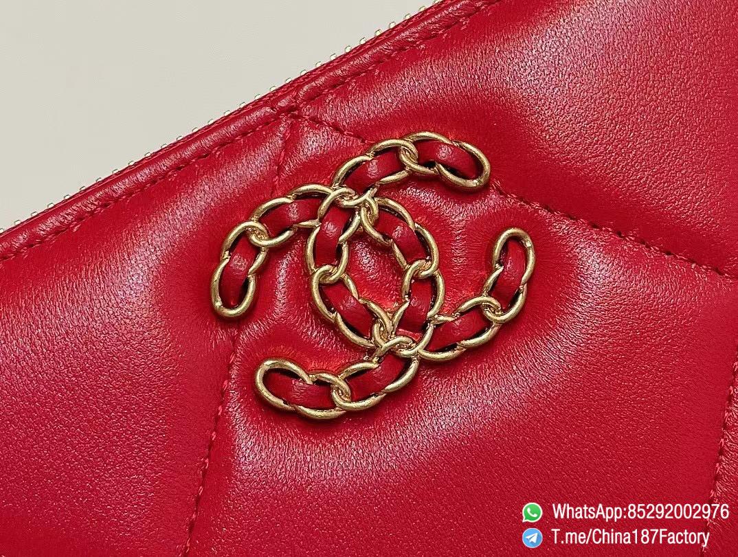 187 Factory Middle Chanel 19 Zipped Wallet Red Shiny Lambskin Gold Tone Metal 09 187 Factory Middle Chanel 19 Zipped Wallet Red Shiny Lambskin Gold Tone Metal 09